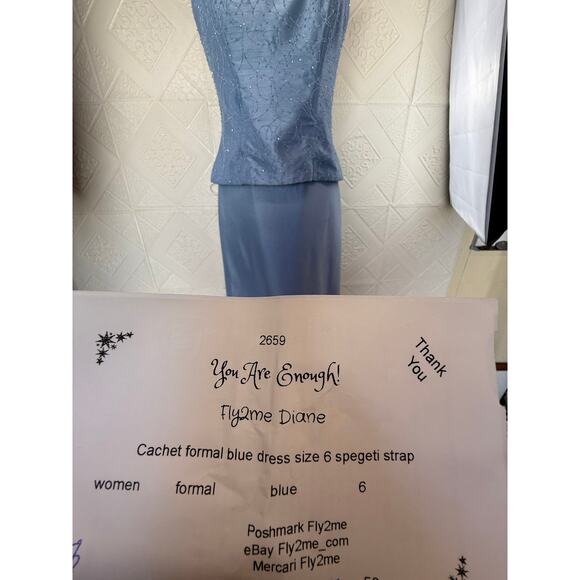 CACHET Formal Dress Size 6 light blue speghetti straps beads on top Lined - Picture 12 of 14